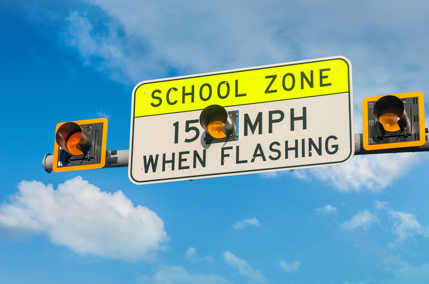 encom-wireless-solutions-school-zone encom-wireless-solutions-school-zone